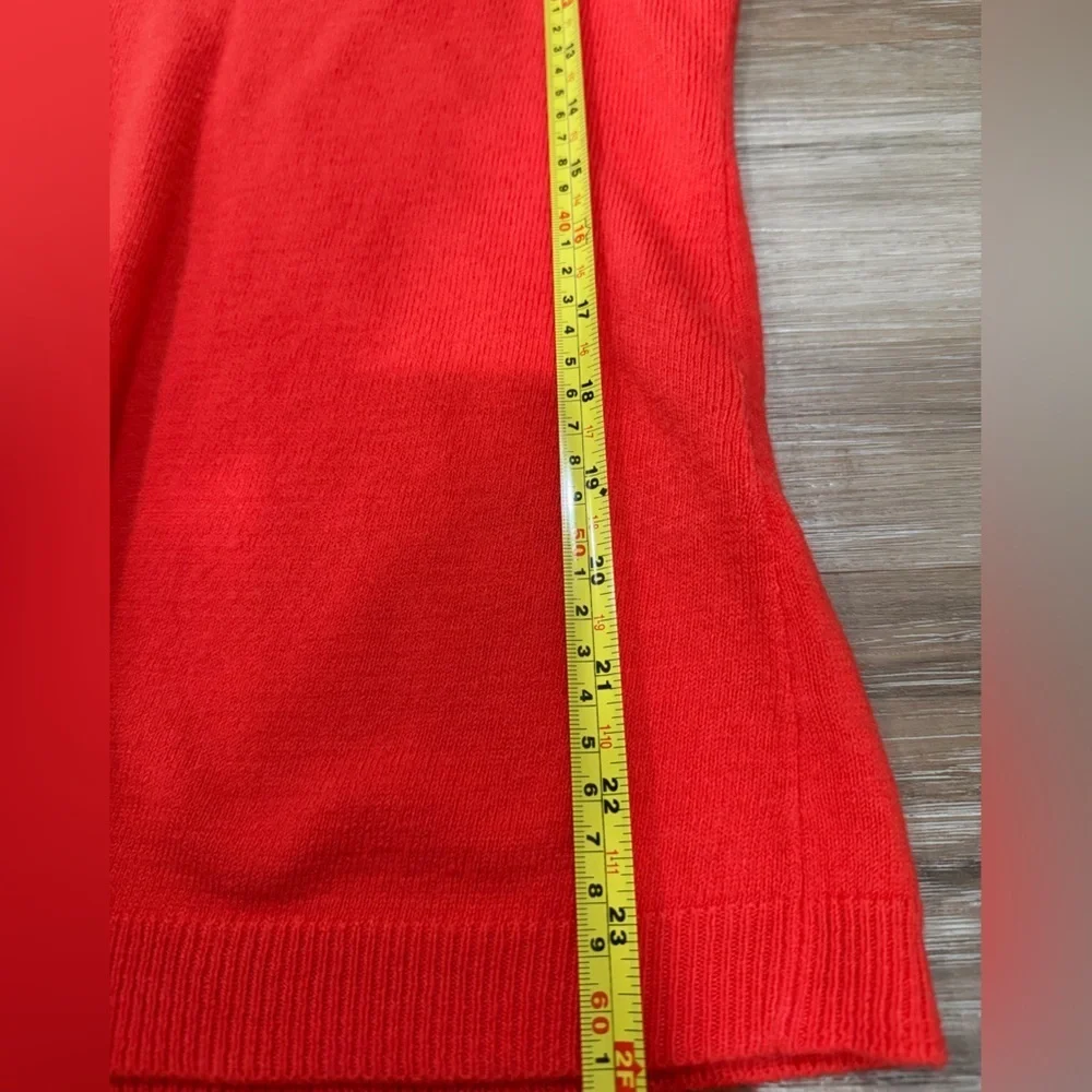 New York & Company Size M Vibrant Red V-Neck Sweater